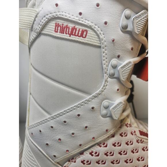 ThirtyTwo Lashed Women's Snowboard Boots Size 7.5 White with Red Gem Accents - Picture 5 of 10